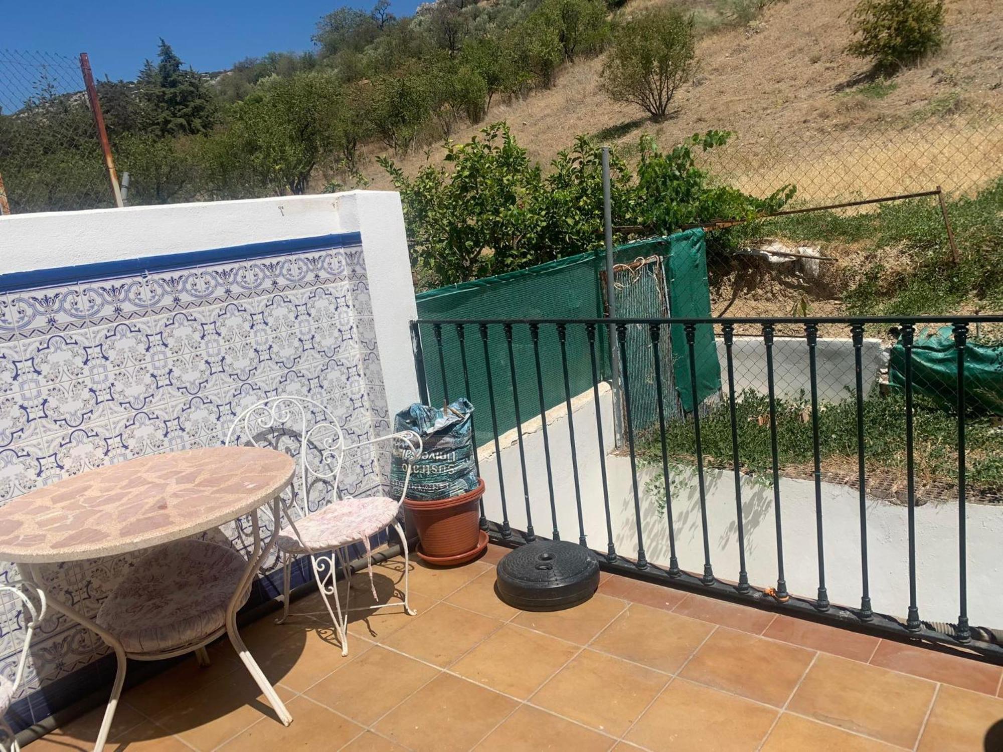 Alquiler de vacaciones y temporadas 2 días 125 4 personas Zuheros Quarto foto